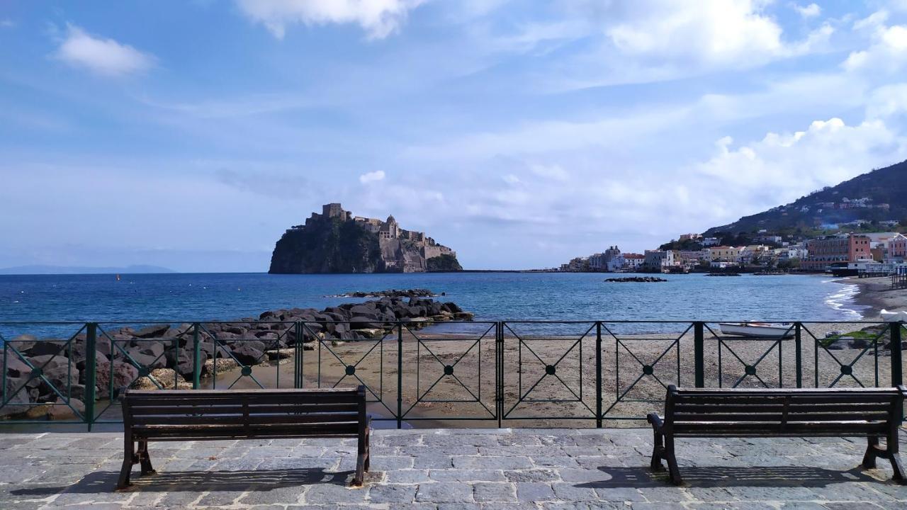Casetta Emilia Vicino Al Mare Искья Экстерьер фото